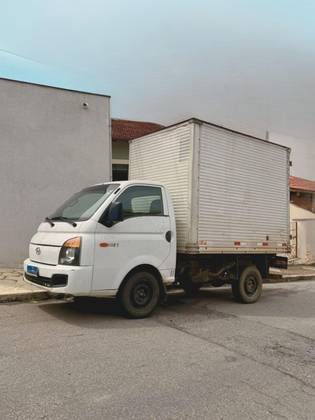 HYUNDAI HR 2.5 LONGO SEM CAÇAMBA 4X2 16V 130CV TURBO INTERCOOLER DIESEL 2P MANUAL HYUNDAI HR 2.5 LONGO SEM CAÇAMBA 4X2 16V 130CV TURBO INTERCOOLER DIESEL 2P MANUAL